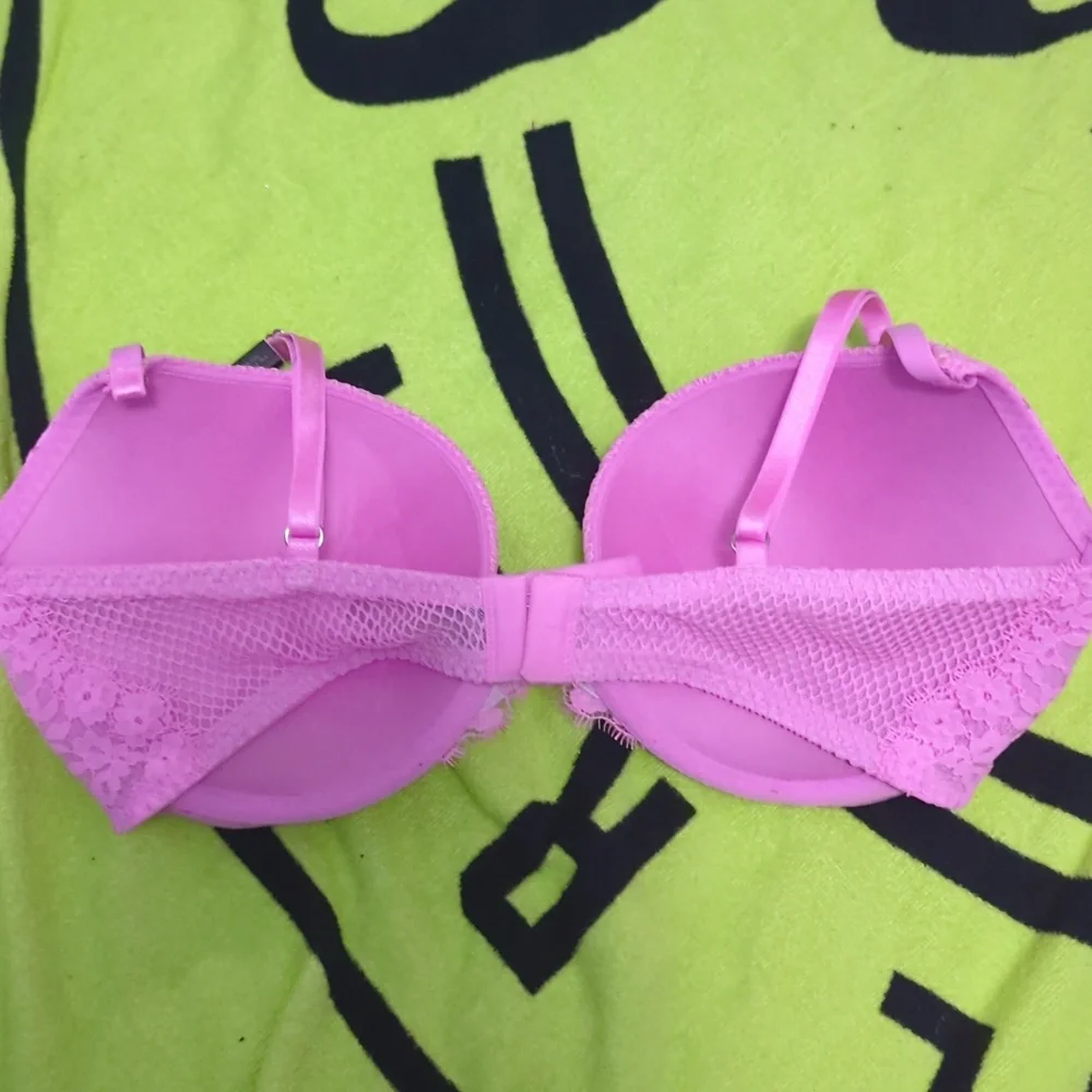 Victorias Secret 36D Very Sexy Plunge Bra NWT - Picture 2 of 2
